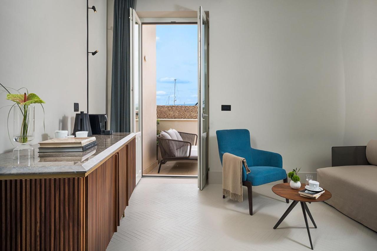 סירקוזה Byssus Suites מראה חיצוני תמונה